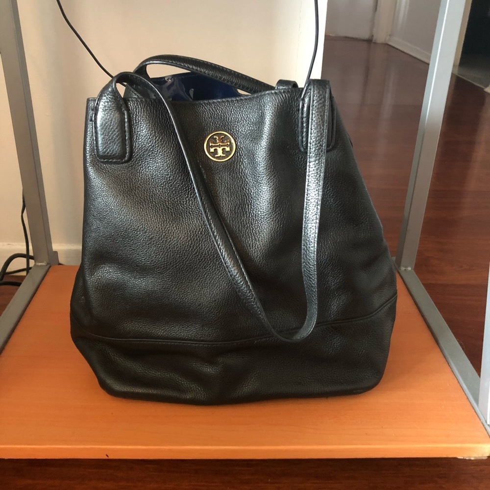 tory burch leather bag